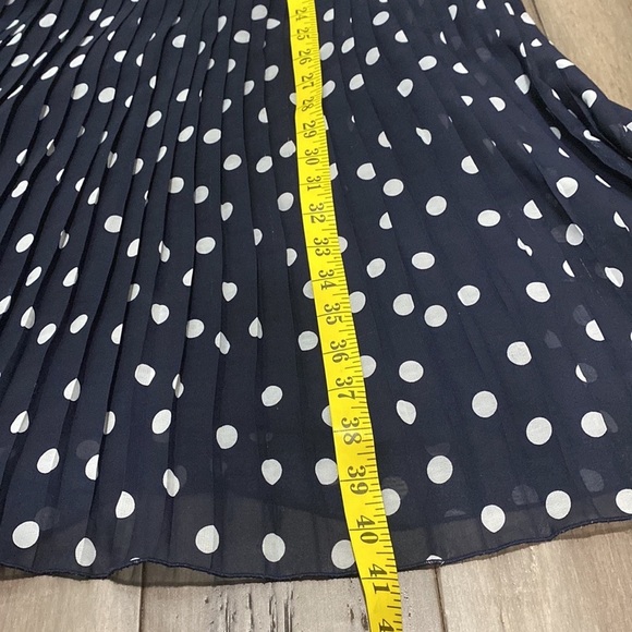 ASOS curve polka dot pleated sleeveless dress navy white - Picture 5 of 11